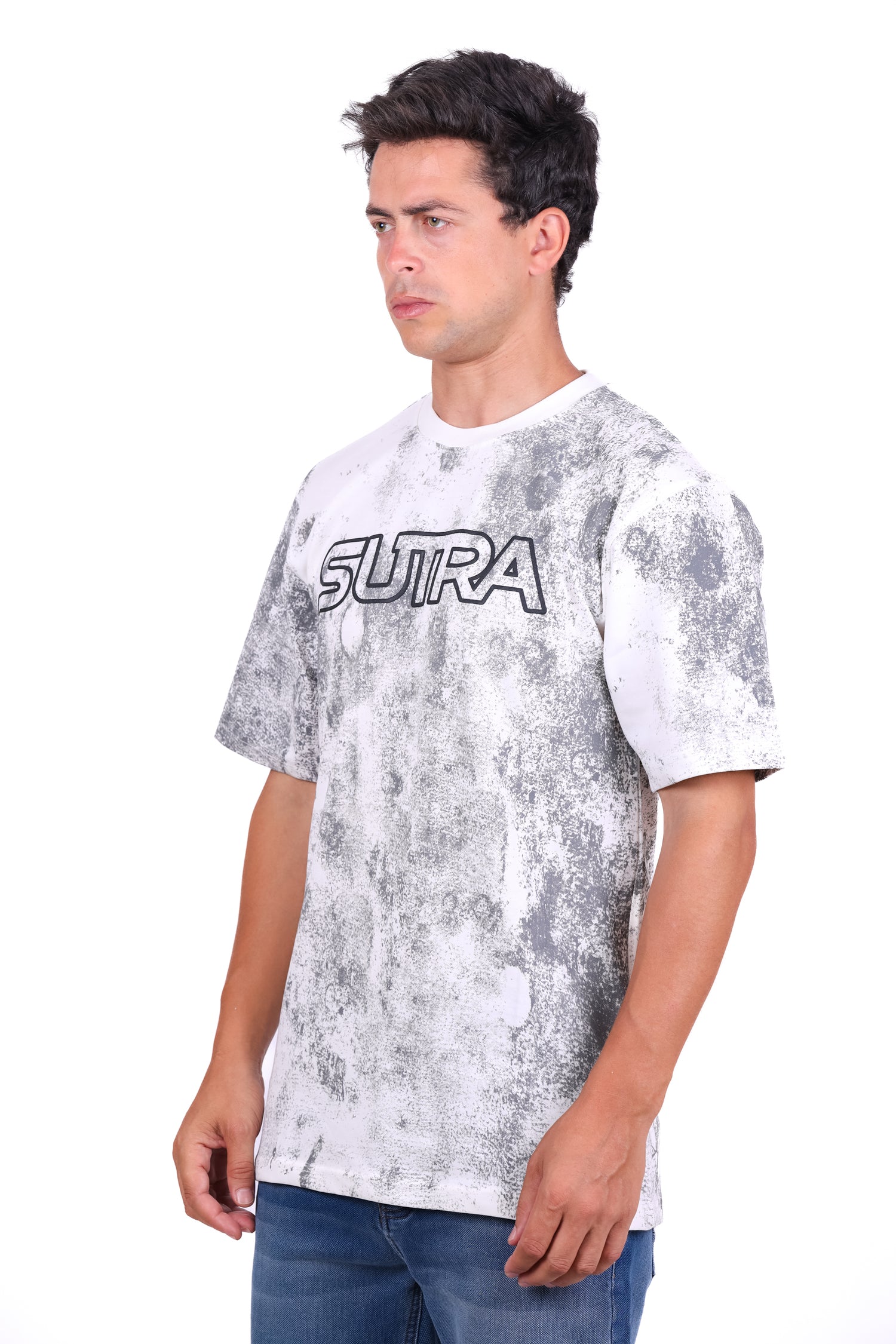 Tye Die PR_Sutra Bold